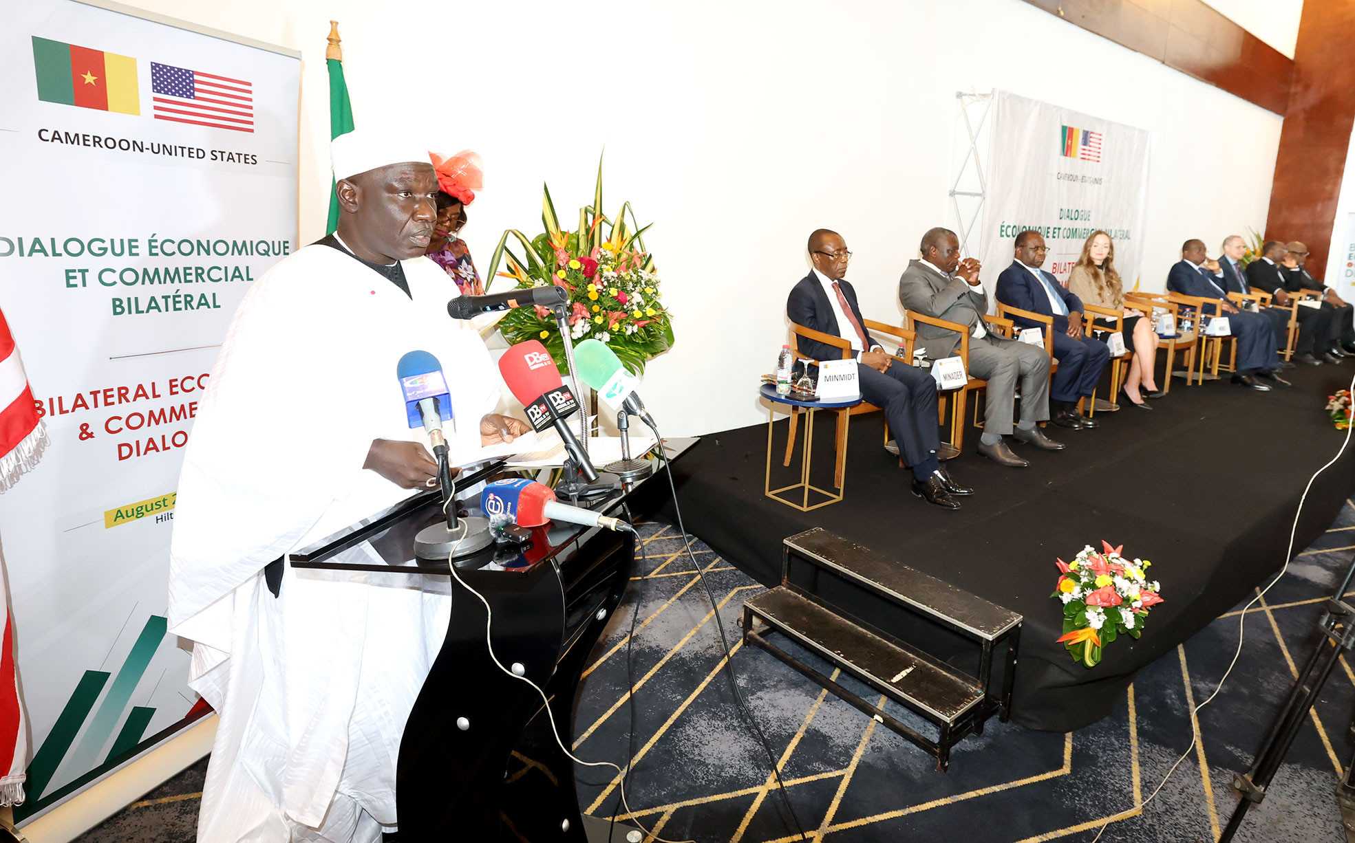 Alamine-Ousmane-Mey-Dialogue-Cameroun-Etats-Unis LA PHOTO D'ICI