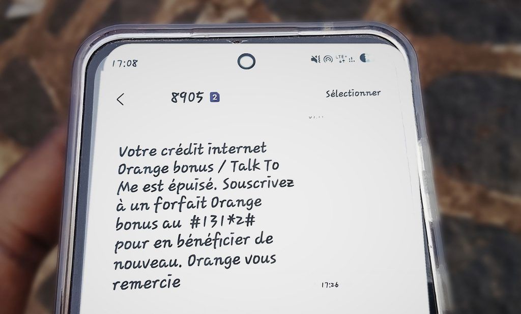 Boycott-Orange-MTN-Cameroun-1024x618 « Vol de mégas » et tarifs élevés, Orange et MTN sous pression